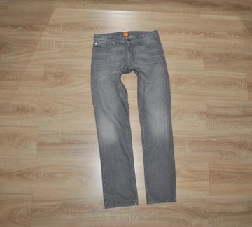 HUGO BOSS spodnie jeansowe miękkie r. 32/34 BDB