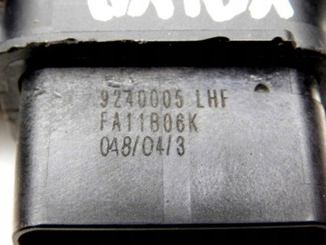 06/22 VOLVO V50 S40 II ZÁMEK DVEŘE LEVÝ ZADNÍ