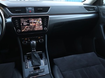 Skoda Superb III Kombi 2.0 TSI 280KM 2018 Skoda Superb 2.0 TSI, Serwis ASO, 4X4, Automat, zdjęcie 7