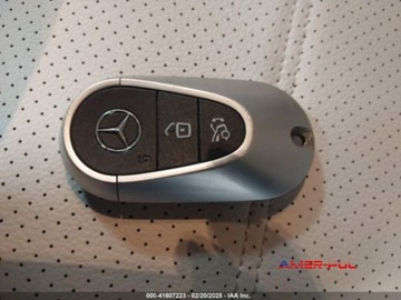 Mercedes GLC C254/X254 2024 Mercedes-Benz GLC 2024 r., 2,0L 300 4 MATIC 2.0 Benzyna 255KM, zdjęcie 7