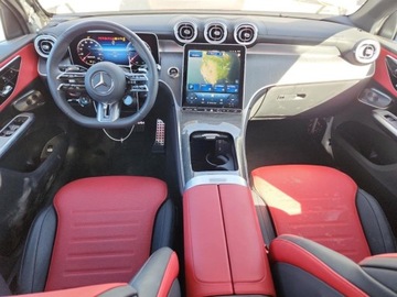 Mercedes GLC C254/X254 2025 Mercedes-Benz GLC 43 AMG 4Matic Coupe 2025 2.0L 2.0 Benzyna 402KM, zdjęcie 4