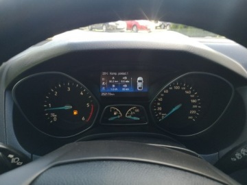 Ford Focus III Kombi Facelifting 1.5 TDCi 95KM 2018 Ford Focus 1.5 TDCI 95KM Klima Tempomat Halogeny, zdjęcie 10