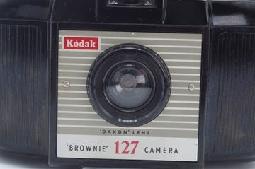 KODAK BROWNIE 127 MODEL II - Бакелитовая камера