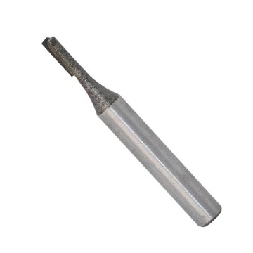 1/ Твердосплавный хвостовик с одной прямой канавкой