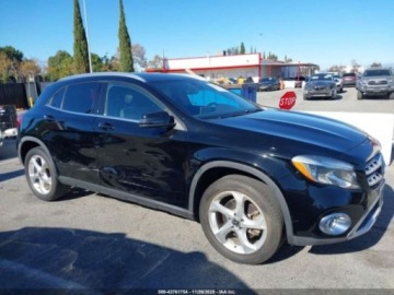 Mercedes GLA I 2018 Mercedes-Benz GLA 2018 MERCEDES-BENZ GLA 250 4MATIC 2.0 Benzyna 308KM, zdjęcie 5