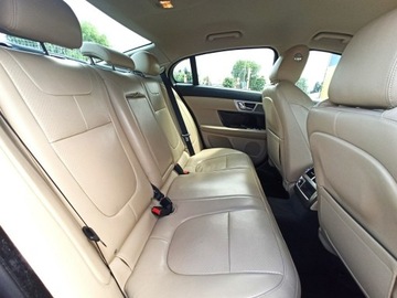 Jaguar XF I Sedan Facelifting 3.0 D V6 240KM 2015 Jaguar XF 118 tys km, luxury, zdjęcie 13