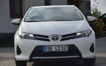 Toyota Auris II Hatchback 5d Facelifting 1.33 Dual VVT-i 99KM 2015 Toyota Auris 1.3B Klima 2015r Oryginal Lakier 2 Kpl Kol Sprowadzony Oplaco, zdjęcie 2