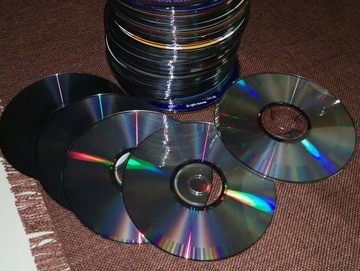 PŁYTY CD DVD DO DEKORACJI RÓŻNE Box 65 Szt. ZASKOCZ MUZYCZNMYM WYSTROJEM