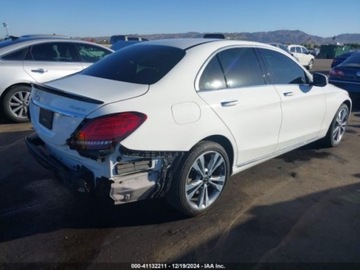 Mercedes Klasa C W205 2020 Mercedes-Benz Klasa C 2020r., C 300, od ubezpieczalni 2.0 Benzyna 255KM, zdjęcie 6