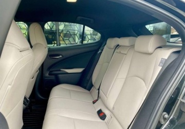 Lexus UX Crossover 250h 184KM 2022 Lexus UX UX 250h F Impression Vat Marza Salon PL Serwis ASO 2.0, zdjęcie 6