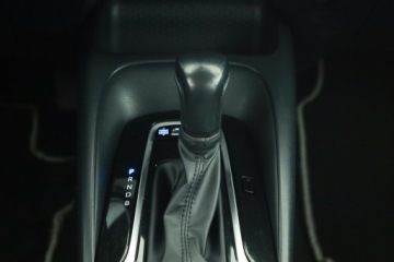 Toyota Corolla XII Sedan 1.8 Hybrid 122KM 2022 Toyota Corolla 1.8 Hybrid, Salon Polska, zdjęcie 10