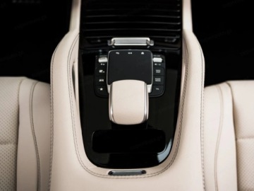Mercedes GLE V167 SUV Facelifting 2.0 300d 269KM 2025 MERCEDES-BENZ GLE 300 d 4-Matic Suv 2.0 (269KM) 2025, zdjęcie 10