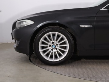 BMW Seria 5 F10-F11 Touring 520d 184KM 2013 BMW 5 520d, 181 KM, Skóra, Navi, Xenon, Bi-Xenon, zdjęcie 13
