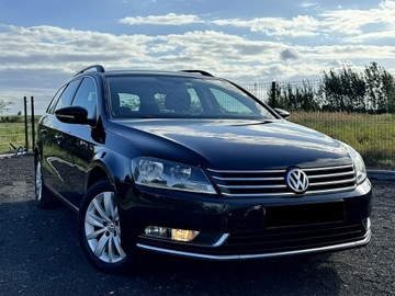 Volkswagen Passat B7 Variant 1.6 TDI CR DPF BlueMotion 105KM 2011 Volkswagen Passat Navi PDC Climatronic Grz. Fotele