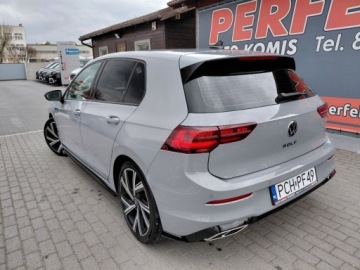 Volkswagen Golf VIII Variant 1.5 eTSI 150KM 2021 Volkswagen Golf Automat R Line Klimatronik LED Harman Kardon 1.5 Benzyna, zdjęcie 4