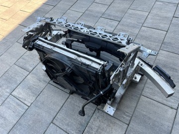 BMW I8 VÝZTUHA PŘEDNÍ PAS CHLADIČE