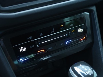 Volkswagen Tiguan II SUV Facelifting 1.5 TSI 150KM 2022 VW Tiguan 1.5 TSI, Salon Polska, 1. Właściciel, zdjęcie 14