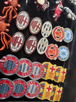 Запонки на футболку ФК Барселона для болельщика