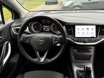 Opel Astra K Sports Tourer 1.4 Turbo 150KM 2017 Opel Astra kombi 1.4 150 KM Climatronic FV23%, zdjęcie 15