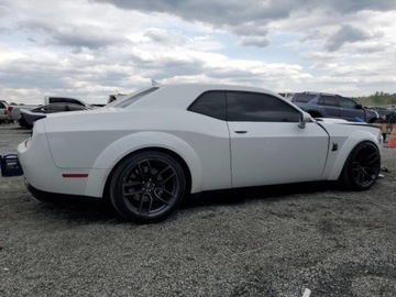 Dodge Challenger III 2020 Dodge Challenger RT Scat Pack 2020 6.4l 6.4 Benzyna 485KM, zdjęcie 3