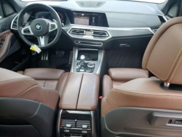 BMW X5 G05 2021 BMW X5 M50I 2021 4.4l 4.4 Benzyna 523KM, zdjęcie 8