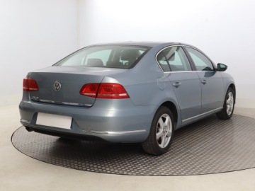Volkswagen Passat B7 Limousine 1.4 TSI 122KM 2012 VW Passat 1.4 TSI, Salon Polska, Navi, Xenon, zdjęcie 4