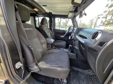 Jeep Wrangler III Unlimited Facelifting 2.8 CRD 200KM 2017 JEEP WRANGLER III Rubicon UNLIMITED 2.8l diesel 200KM Salon PL Bezwypadkowy, zdjęcie 27