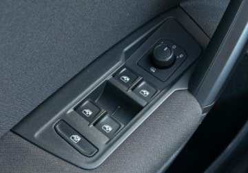 Volkswagen Tiguan II SUV 1.5 TSI EVO 150KM 2020 Volkswagen Tiguan Life, ACC, 3 strefowa klimatyzacja, Bezwypadkowy, Salon, zdjęcie 18