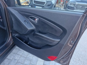 Hyundai ix35 SUV Facelifting 1.6 GDI 135KM 2015 Hyundai ix35 Piekny 1.6 b z Niemiec ful opcja 100 bezwypadkowy zarejestrow, zdjęcie 27