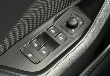 Skoda Octavia IV Liftback 1.5 TSI EVO 150KM 2023 Skoda Octavia Style, Tempomat, Virtual Cockpit, Kamera, KESSY, Bezwypadkow, zdjęcie 18