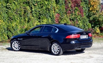 Jaguar XE Sedan 2.0 i4 180KM 2018 Jaguar XE Zarejestrowany SALONOWY Stan 2.0 Diesel 180KM, zdjęcie 7
