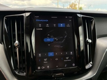 Volvo XC60 II 2021 Volvo XC 60 2.0 B4 190KM Momentum Automat Kamera Virtual LED Salon PLSerwi, zdjęcie 20