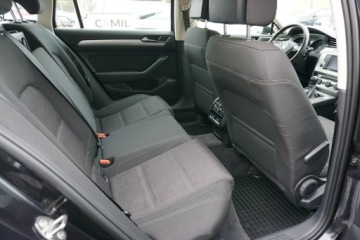 Volkswagen Passat B8 Variant 1.6 TDI 120KM 2015 Volkswagen Passat Zarejestrowany, Rok Gwarancji,, zdjęcie 21