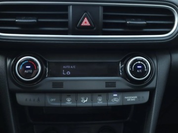 Hyundai Kona I Crossover 1.0 T-GDI 120KM 2020 Hyundai Kona 1.0 T-GDI, Salon Polska, Serwis ASO, zdjęcie 12