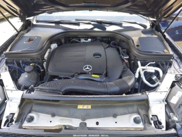 Mercedes GLC C254/X254 2022 Mercedes-Benz GLC 300 4Matic 2022 2.0l 2.0 Benzyna 255KM, zdjęcie 8