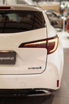 Toyota Corolla XII TS Kombi Facelifting 1.8 Hybrid 140KM 2023 Toyota Corolla 1.8 Hybrid Style 1.8 Hybryda 140KM, zdjęcie 11