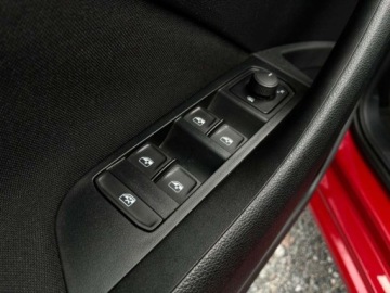 Skoda Scala Hatchback Facelifting 1.0 TSI 115KM 2025 Skoda Scala 1.0 TSI 115KM Selection AndroidVirtualGrzana SzybaSalon PLFV23, zdjęcie 22