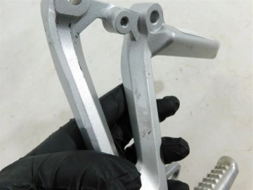 КОМПЛЕКТ ПОДНОЖКИ ЛЕВОЙ ЗАДНЕЙ HONDA CBR 600 F4I 01-06 U-11 50760MBWOOOZA