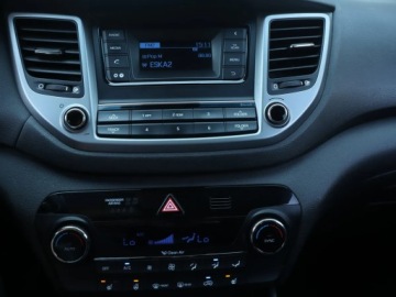 Hyundai Tucson III SUV 1.6 GDI 132KM 2016 Hyundai Tucson 1.6 GDI, Salon Polska, Serwis ASO, zdjęcie 11