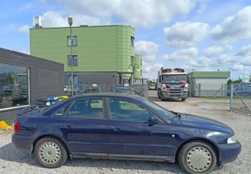 Audi A4 B5 Sedan 1.9 TDI 110KM 1997 Audi A4 Limousine Audi A4 Limousine 1.9 TDI 1.9 Diesel 110KM, zdjęcie 4