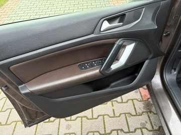 Peugeot 308 II 2014 Peugeot 308 SW 1.6 HDI 120 KM Skóry Panorama Hak, zdjęcie 12