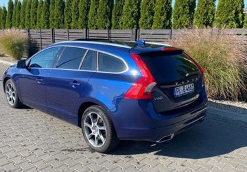 Volvo V60 I Kombi Facelifting 2.0 D4 DRIVE-E 181KM 2015 Volvo V60 2.0D4 Ocean Race Full Opcja Xenon Szyber Serwis 1-wlasc Zadbana, zdjęcie 14