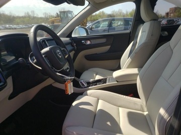 Volvo XC40 2025 Volvo XC 40 Plus 2025 2.0l 2.0 Benzyna 247KM, zdjęcie 7