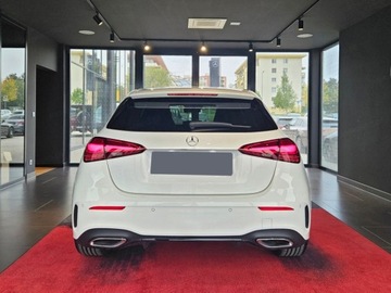 Mercedes Klasa A W177/V177 2025 MERCEDES-BENZ A Klasa 250 e AMG Line 1.3 (272KM) 2025, zdjęcie 4