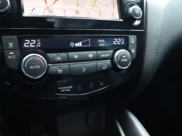 Nissan Qashqai II Crossover Facelifting 1.3DIG-T 140KM 2019 Nissan Qashqai 1.3 DIG-T, Salon Polska, zdjęcie 15