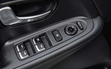 Kia Carens IV Minivan Facelifting 1.7 VGT CRDI 141KM 2018 Kia Carens 1.7d 141ps Ledy 7 Foteli Navi Klimatronik Kamera FULL 1.7 141KM, zdjęcie 18