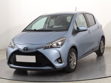 Toyota Yaris III Hatchback 5d Facelifting 2017 1.5 Dual VVT-iE 111KM 2017 Toyota Yaris 1.5 Dual VVT-i, Salon Polska, Klima, zdjęcie 1