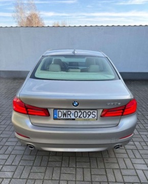 BMW Seria 5 G30-G31 2019 BMW Seria 5 BMW Seria 5 2.0 Hybryda Plug-in 184KM, zdjęcie 13