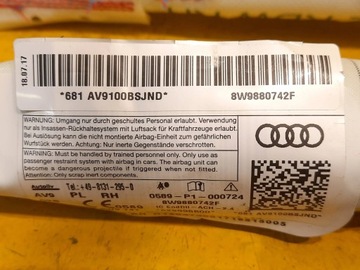 AUDI A4 B9 KOMBI ZÁVĚS PRAVÁ 8W9880742F