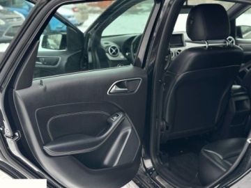 Mercedes Klasa B W246 Sports Tourer 180 BlueEFFICIENCY 122KM 2011 Mercedes-Benz Klasa B 180 (BlueEFFICIENCY) 122KM 2011r, zdjęcie 24